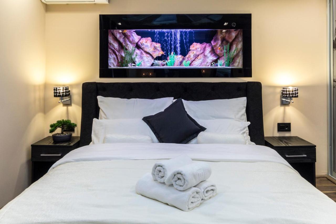 ベオグラード Madison - Square Sava Bed & Breakfast エクステリア 写真